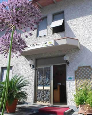 Albergo Smeraldo كاستيلنوفو ماغرا المظهر الخارجي الصورة